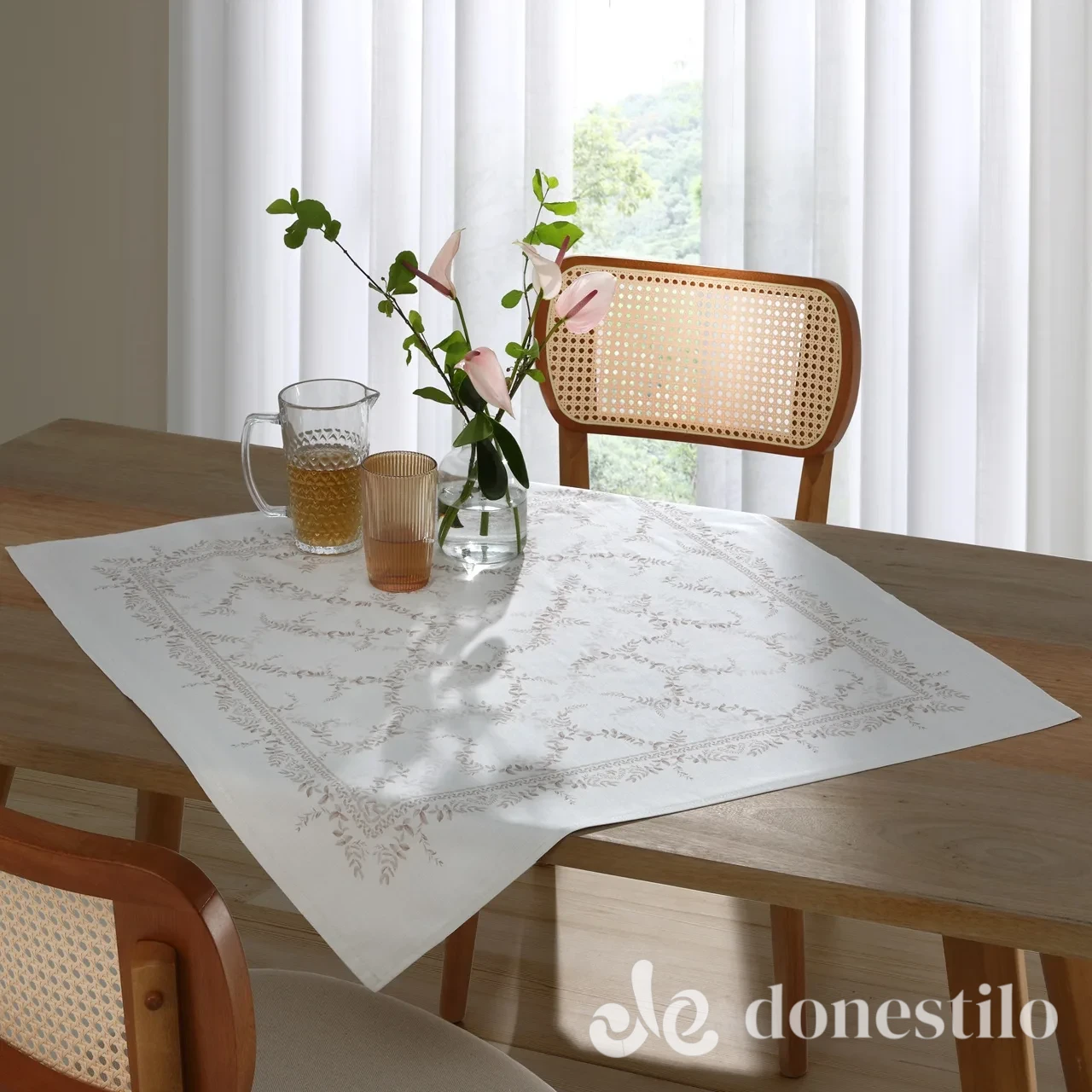 Centro de Mesa Renova Iris 01 78X78 cm Dohler