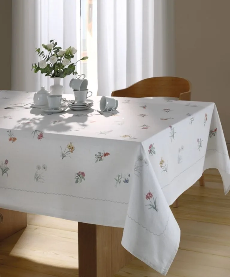 Toalha de Mesa Retangular 6 lugares Arabella Diana 1,60x2,30 m Döhler