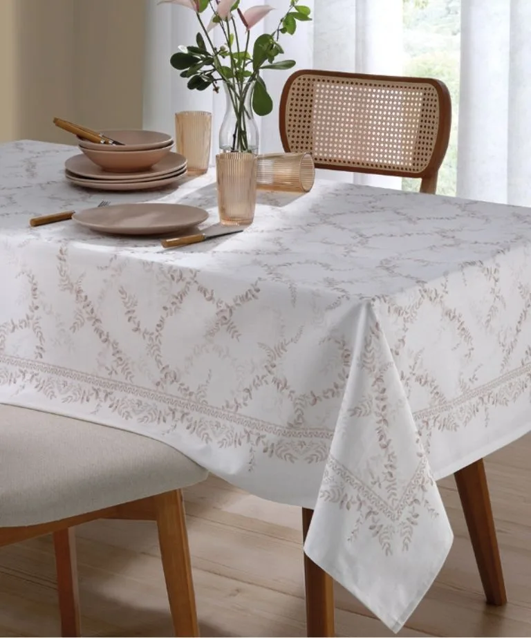 Toalha de Mesa Retangular 8 lugares Renova Íris 01 medidas 1,60x2,70 m Döhler