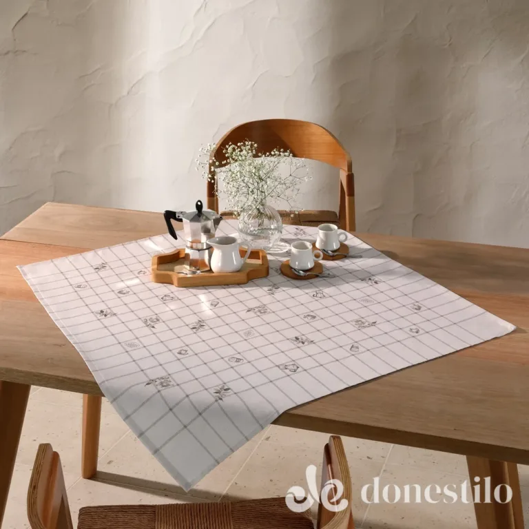 Centro de Mesa Renova Melina 78X78 cm Döhler em Passa-Vinte MG