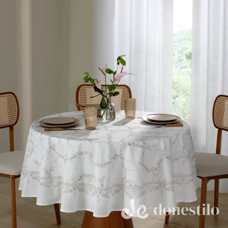 Toalha de Mesa Renova Iris 01 1,80 M Dohler em Passa-Vinte MG