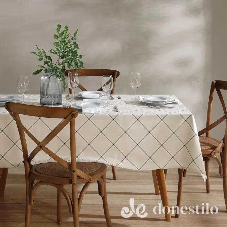 Toalha de Mesa Retangular Athenas Ieda 1,40X2,10 m Döhler em Passa-Vinte MG