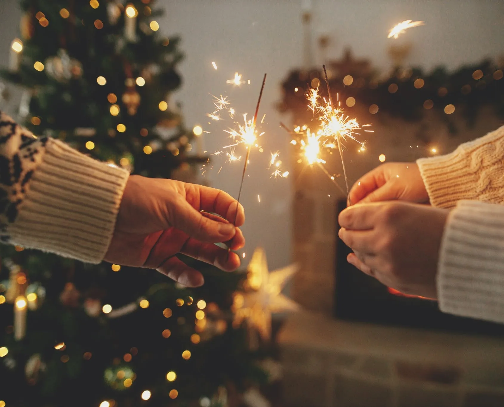 Natal 2026: cores suaves e estampas elegantes ganham espaço na decoração da mesa