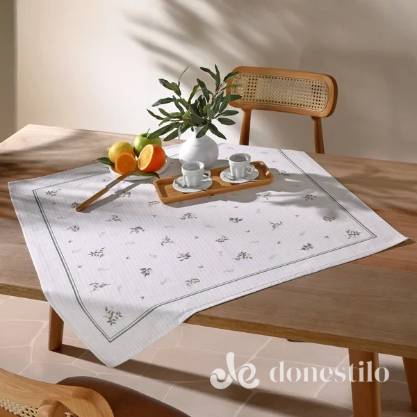Toalha de Centro de Mesa Döhler Amélia D com 78cm x 78cm em Santa Maria do Cambucá PE