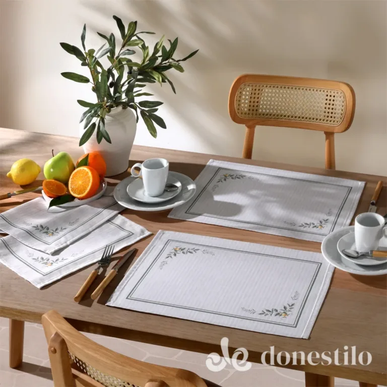 Jogo Americano 04 Peças com 45cm x 31cm Döhler Amélia D em São Miguel do Passa Quatro GO