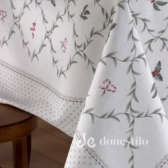 Toalha de Mesa Döhler Clean Renova Estampado Digital 1,80m x 1,80m Natal 127 em Rio Branco AC