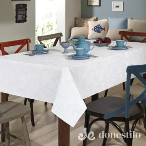 Toalha de Centro de Mesa Döhler Clean Athenas Estampado Edite Única medindo 78X78cm
