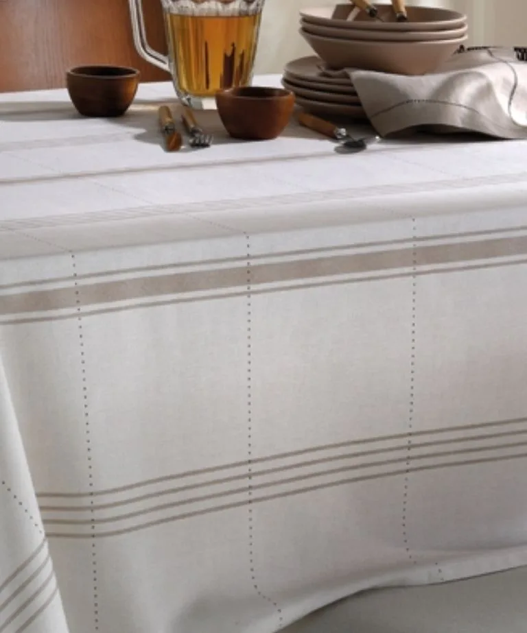 Toalha de Mesa Quadrada 4 lugares Arabella Nina 1,60×1,60 m Döhler Toalha de Mesa Quadrada 4 lugares Arabella Nina 1,60×1,60 m Döhler