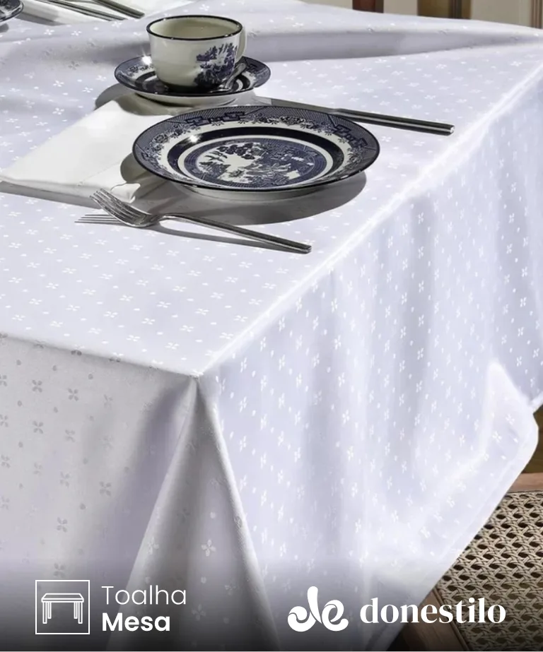 Toalha de Mesa Quadrada Döhler 4 lugares Requinte II TJ5796 1,60X1,60 m Toalha de Mesa Quadrada Döhler 4 lugares Requinte II TJ5796 1,60X1,60 m