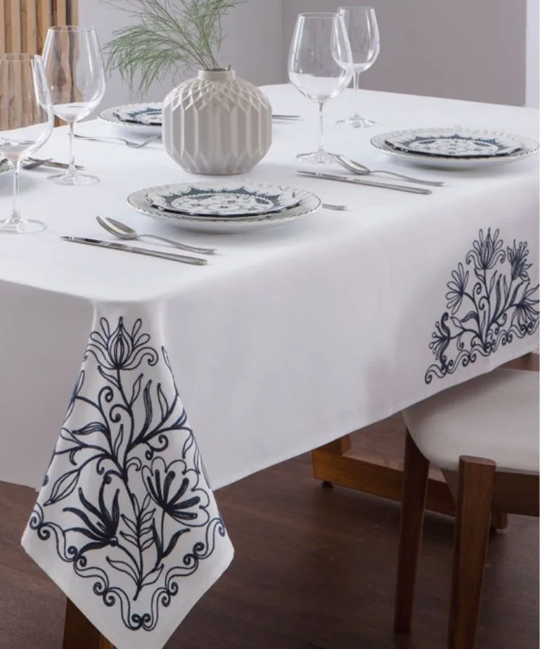 Toalha de Mesa Retangular Jolitex 8 lugares Holanda 1,60X2,70 m Toalha de Mesa Retangular Jolitex 8 lugares Holanda 1,60X2,70 m